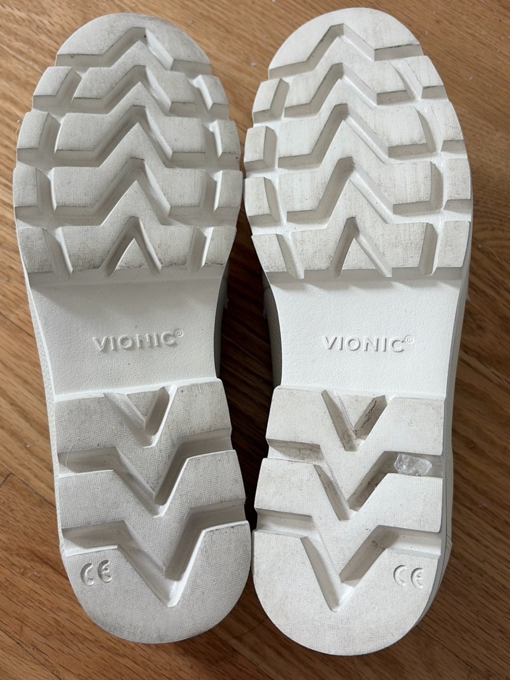 Women’s Vionic Classic Leather Penny Loafers in Off-White - Picture 4 of 4